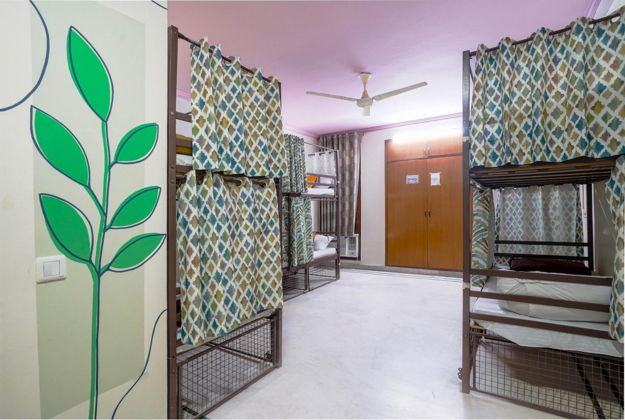 Hide-In Hostel Delhi Нью-Делі Екстер'єр фото